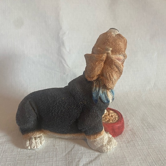 STONE CRITTERS  Majestic Basset Hound with Food Dish Figuine SC-362 - Picture 4 of 7